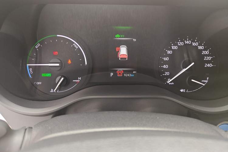 Used Toyota Granvia 2023 2.5L Hybrid Comfort Edition