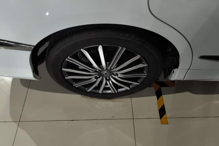 Used Honda Elysion 2022 2.0L eHEV Prestige Edition
