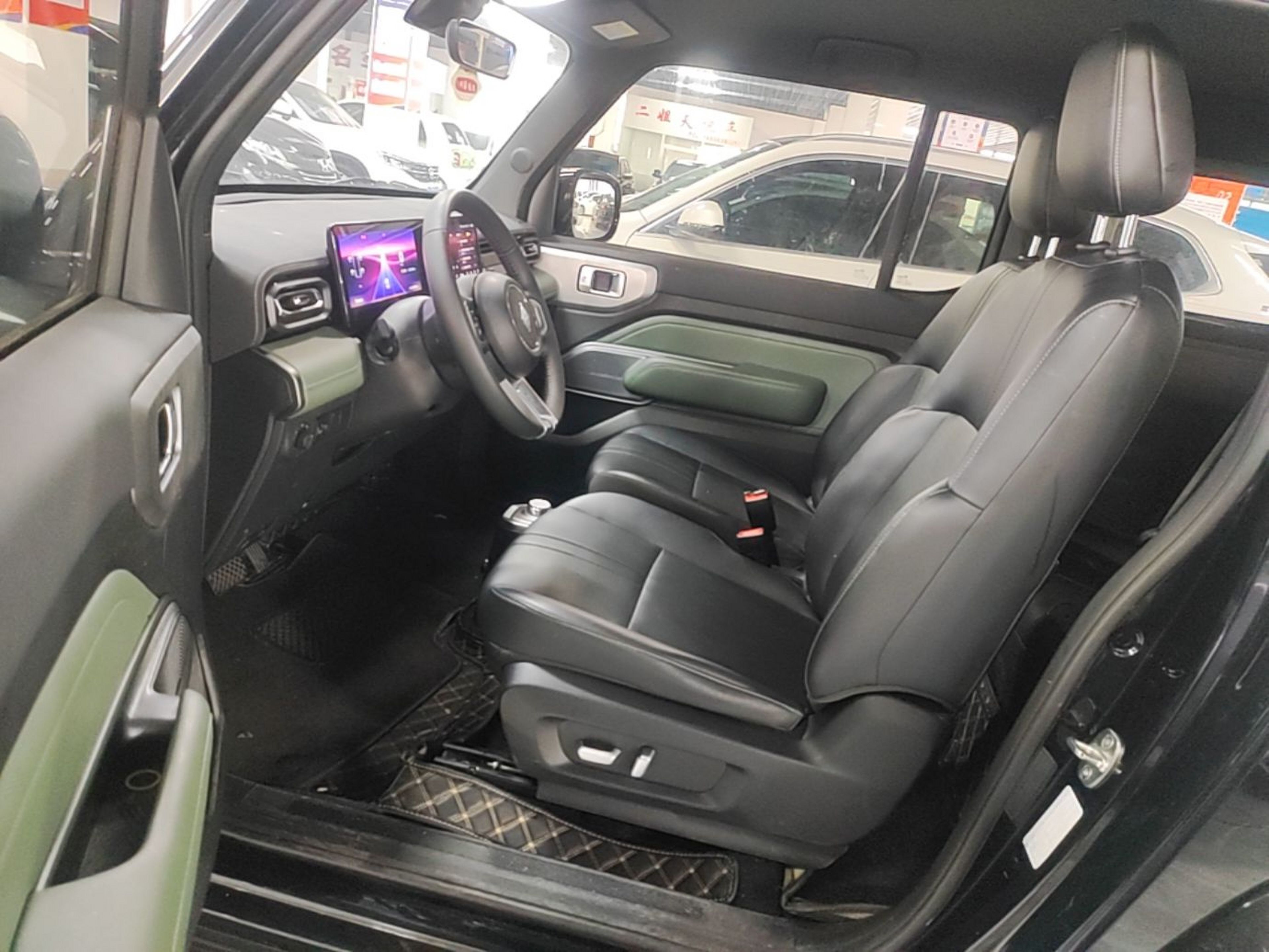 Interior delantero