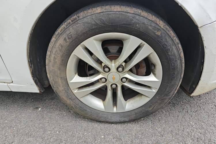 Used Chevrolet Cruze 2015 1.5L Classic SE MT