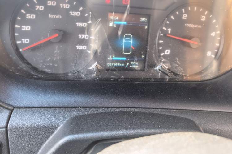 Used Iveco Eurocargo 2021 2.0T Manual Super-Rui Short Wheelbase Low-Roof Side-Hinged Door F1A