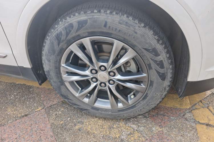 Used Cadillac XT5 2020 28T Luxury Version