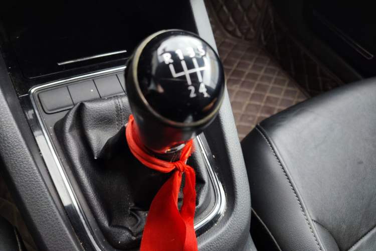 Used Volkswagen Sagitar 2015 1.6L Manual Comfort Model