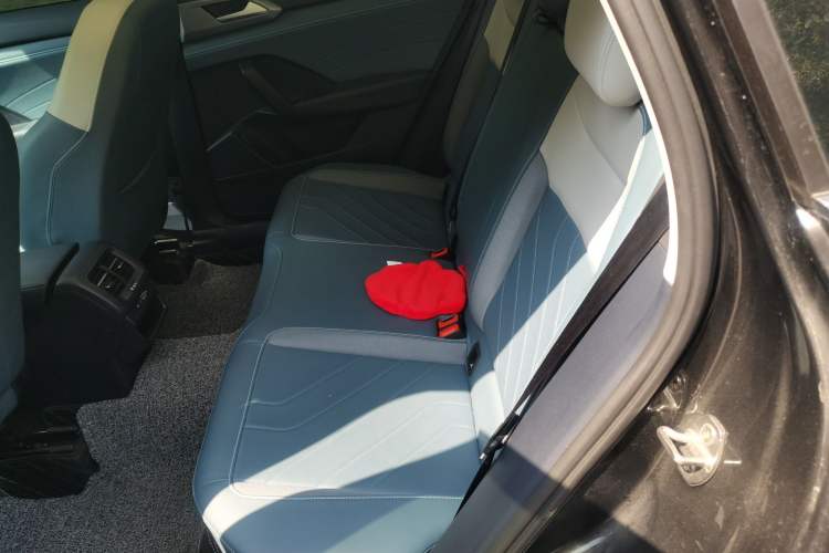 Used Volkswagen Tharu 2024 300TSI Two-Wheel-Drive Full Moon Edition