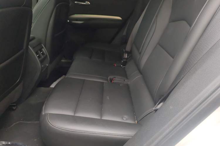 Used Cadillac XT4 2021 28T Two-Wheel Drive Leading Version
