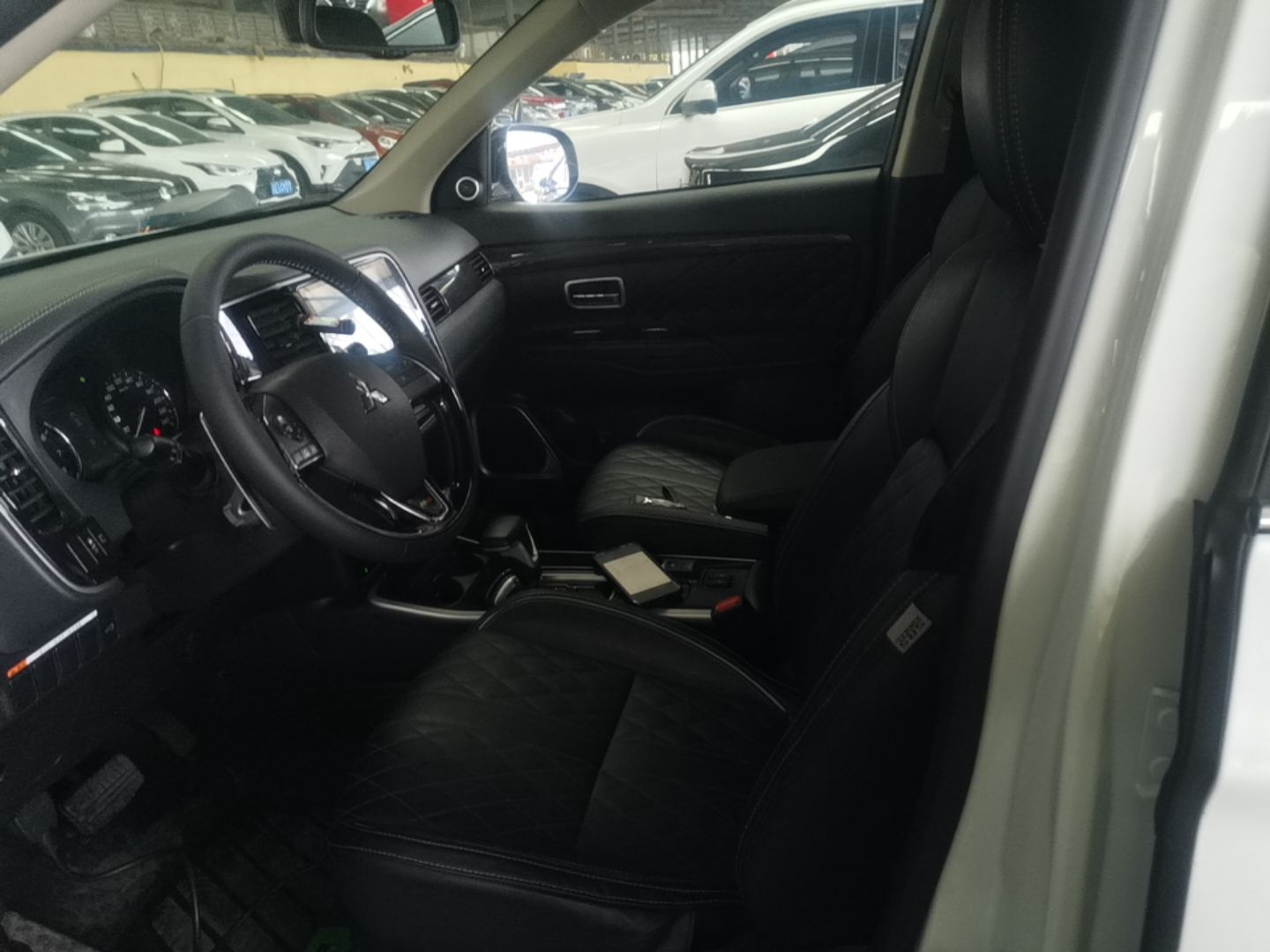 Vordere Reihe im Auto
