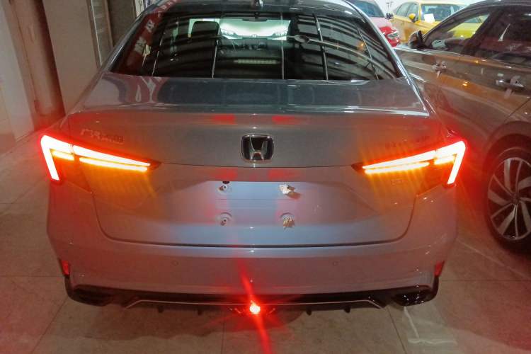 Used Honda Integra 2023 2.0L eHEV Sharp – Premium Edition
