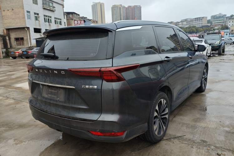 Used Wuling Victory 2022 1.5T CVT Flagship Edition