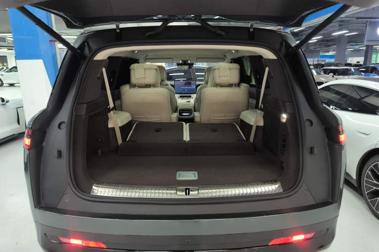 Used Denza N9 2025 Prestige Version