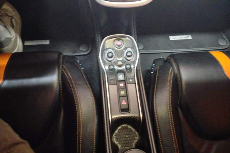 Used McLaren 570 2015 570S 3.8T Coupe Gear Lever