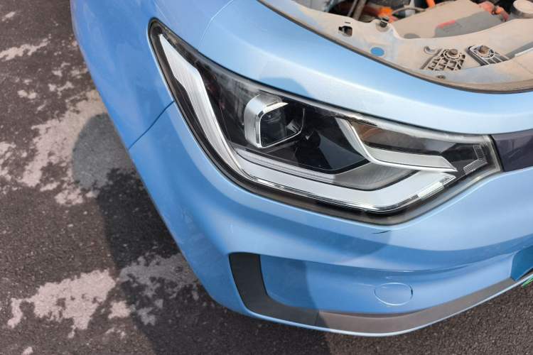 Used SOL E10X 2021 302 km Range Luxury Version 31.4 kWh