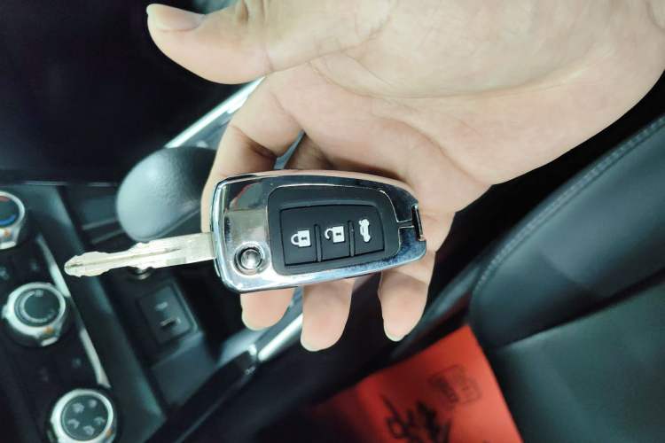 Used Nissan Sylphy 2022 Classic 1.6XL CVT Luxury Edition Vehicle Key