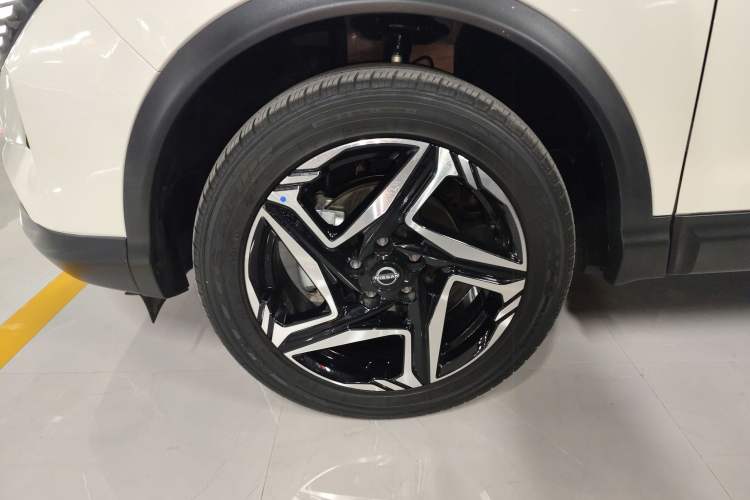 Used Nissan Qashqai 2025 Honor 2.0L CVT XV+ Leading Edition