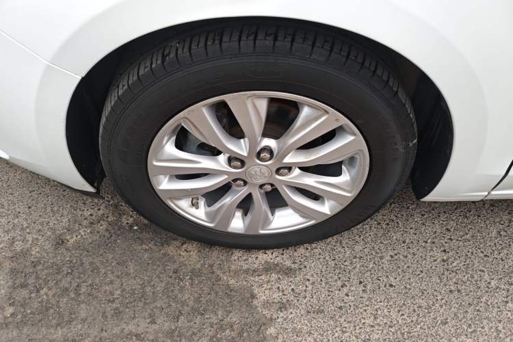 Used Buick GT 2019 15T Dual-Clutch Connected Elite Model China VI