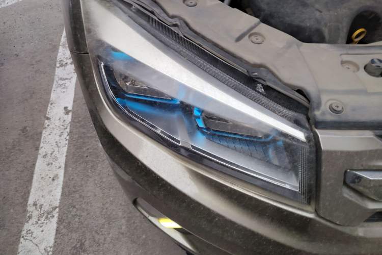 Used CHANGAN CS75 2014 2.0L Manual Luxury Version China IV Standard