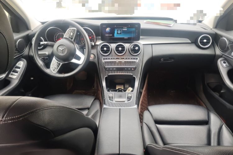 Used Mercedes-Benz C-Class 2019 C 180 L Fashion Edition Sport Version Center Console