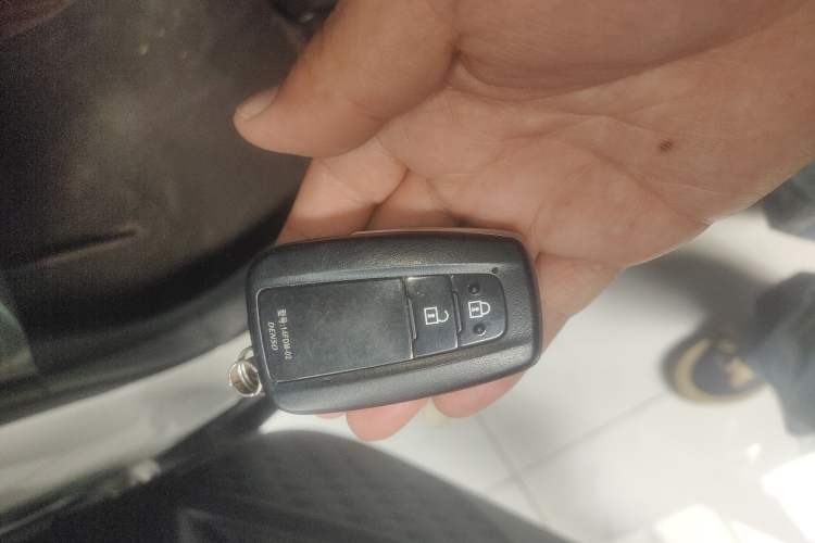 Used Toyota IZOA 2020 2.0L Yi Xiang CARE
