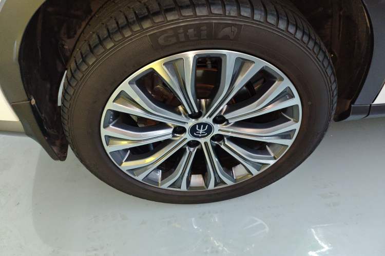 Used BYD Song Pro New Energy 2019 DM 1.5T Four-Wheel Drive Performance Edition Deluxe Model Exterior 5