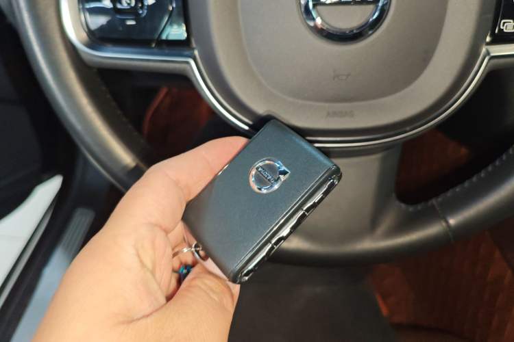 Used Volvo S90 2022 B5 Zhiyi Luxury Edition