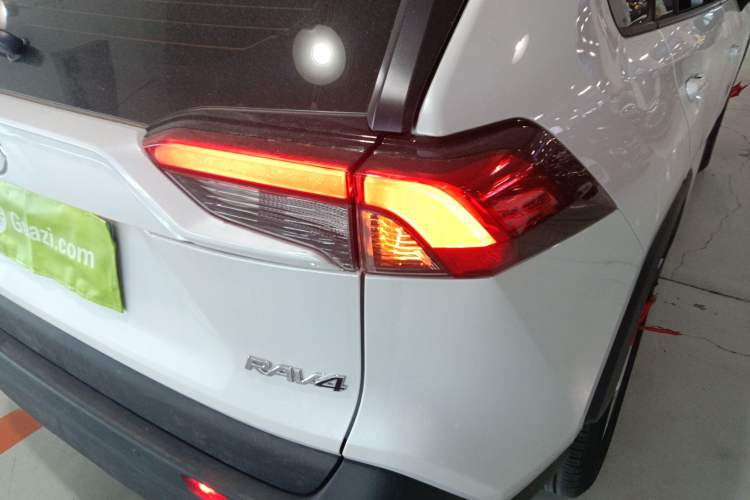 Used Toyota RAV4 2024 2.0L CVT Two-Wheel Drive Urban Edition