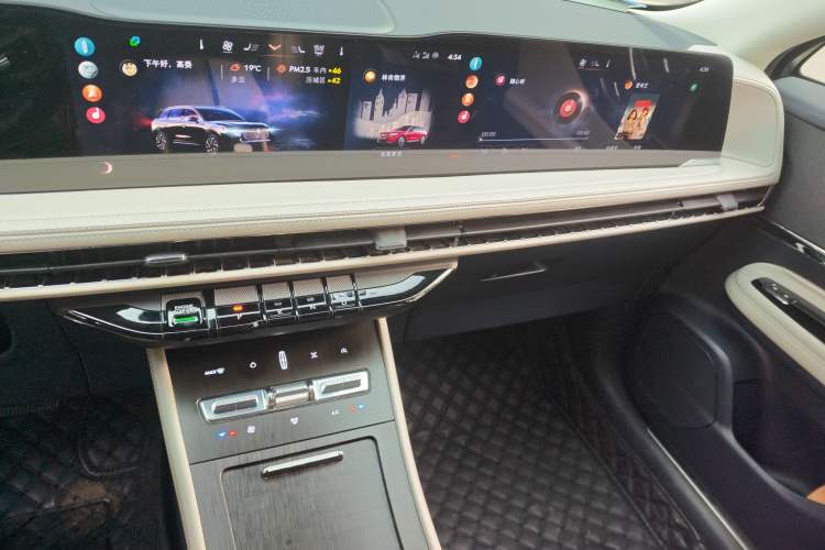 Used Lincoln Corsair 2023 2.0T Two-Wheel-Drive Luxury Edition