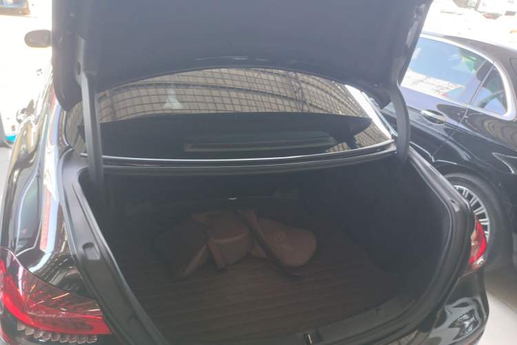 Used Mercedes-Benz E-Class 2023 Updated E 300 L Fashion Edition