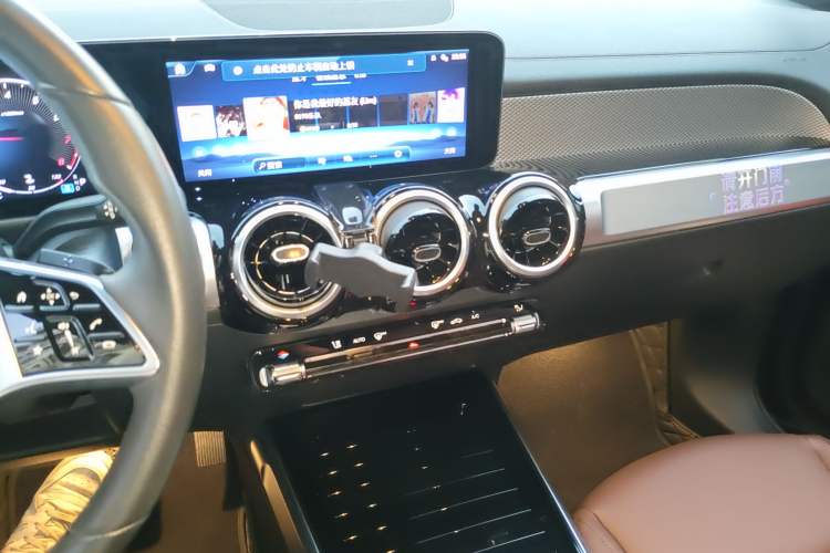 Used Mercedes-Benz GLB 2024 GLB 200 Fashion Model