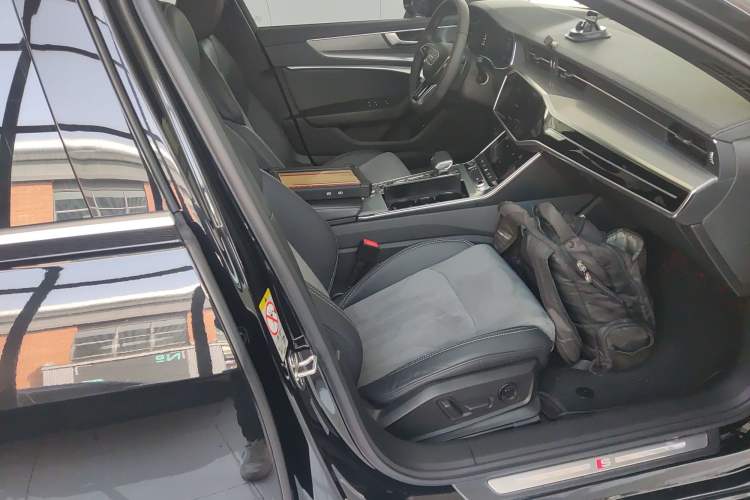 Used Audi A6L 2021 45 TFSI Prestige Dynamic Edition Right Front Seat