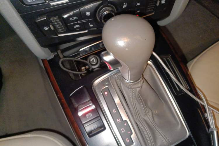 Used Audi A4L 2011 2.0 TFSI Comfort Model