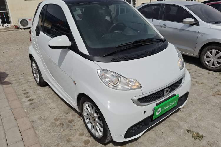 Used smart fortwo 2015 1.0 MHD Comfort Travel Edition Exterior 1