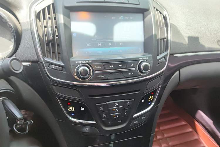 Used Buick Regal 2014 1.6T Fashionable Tech Edition