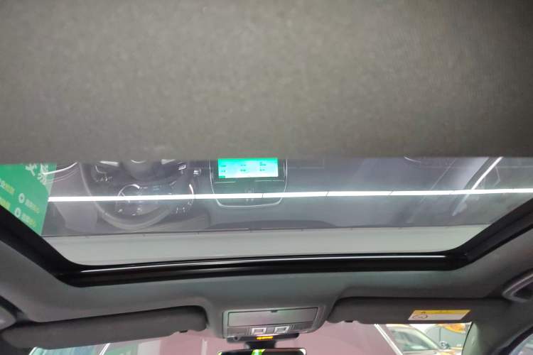 Used Jaguar XEL 2020 2.0T 200 PS R-DYNAMIC S Advanced Sport Edition Headliner