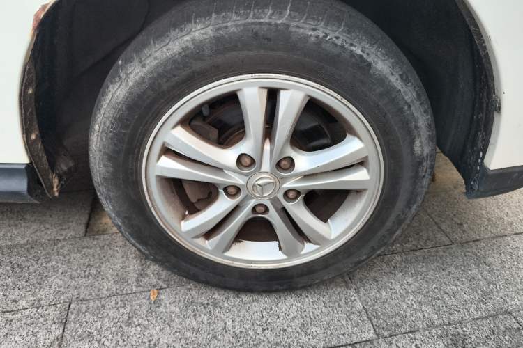 Used HYOSOW H3 2015 1.5L Manual Standard Edition