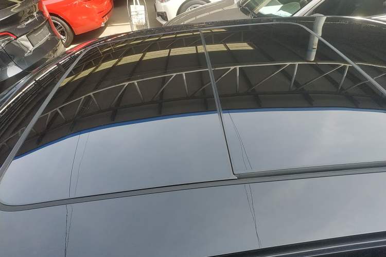 Used Lynk & Co 07 2024 EM-P 126 Long-Range Halo Roof