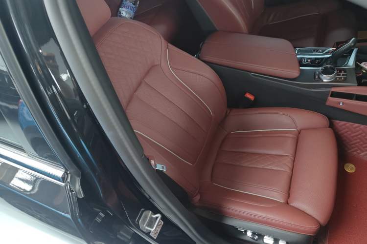 Used BMW 5 Series New Energy 2021 535Le Pioneer Edition M Sport Package