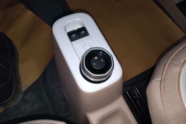 Used Geely Galaxy Panda 2023 Panda Mini 200km Endurance Bear