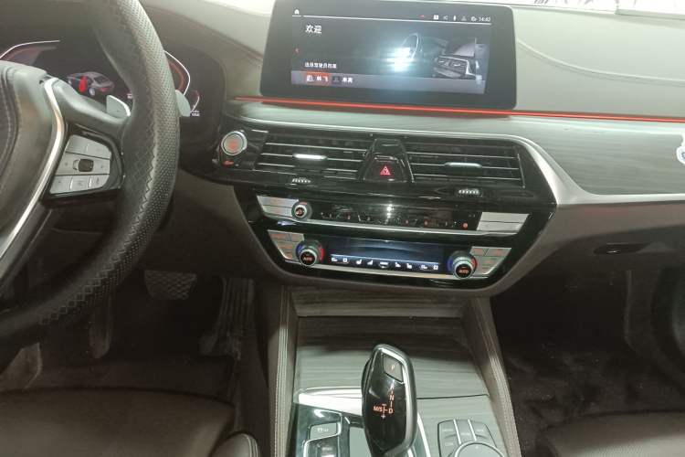 Used BMW 5 Series 2020 530Li Luxury Edition Premium Package
