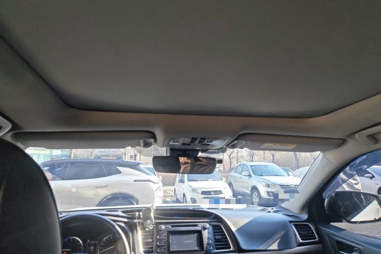 Used Toyota Highlander 2018 2.0T Four-Wheel Drive Luxury Edition 7 Seats China V Emission Standard
