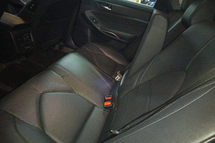 Used Toyota Avalon 2023 2.0L Premium Edition Left Rear Seat