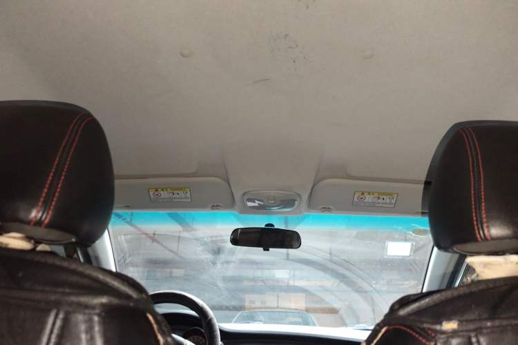 Used Cowin C3R 2015 1.5L Manual Gold Diamond Edition