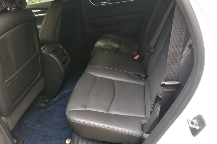 Used Cadillac XT5 2021 28T Luxury Model
