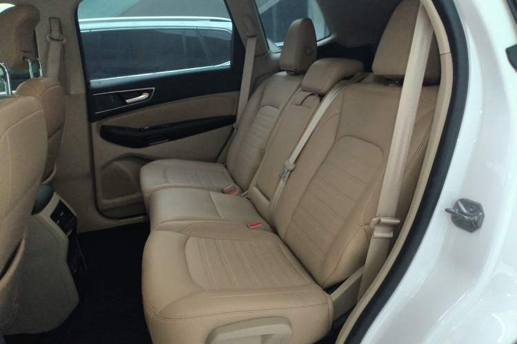 Used Ford Edge 2020 EcoBoost 245 Two-Wheel-Drive Titanium 5-Seater