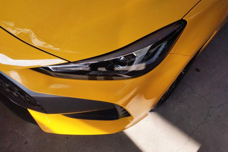 Used MG 5 2022 180 DVVT CVT Youth Luxury Edition
