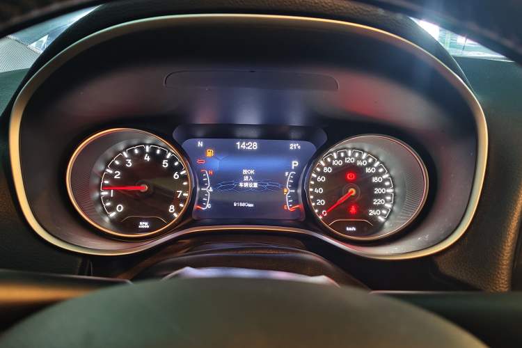 Used Jeep Compass 2017 200T Automatic Family Edition
