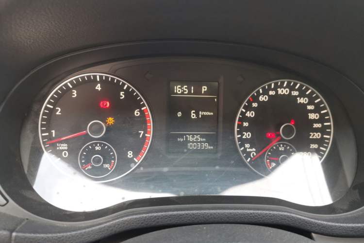 Used Volkswagen Passat 2013 1.8TSI DSG Prestige Edition Instrument Cluster