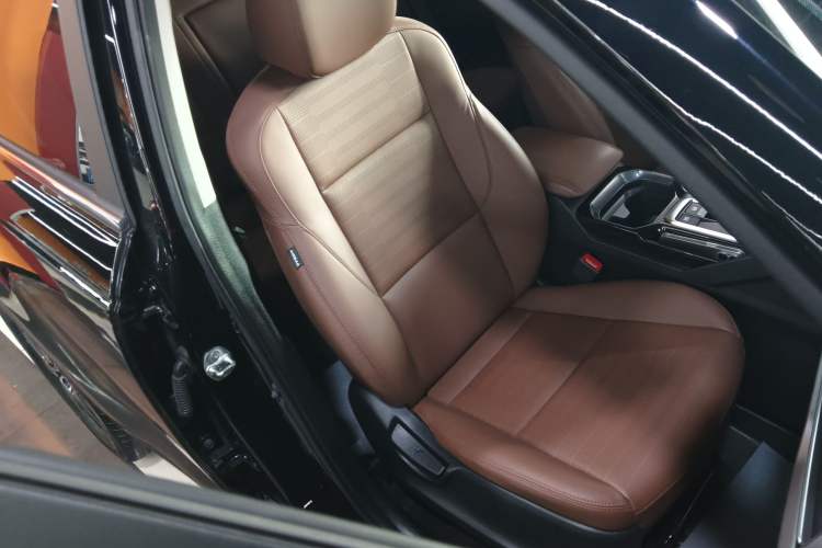 Used Kia Sportage R 2021 Ace 2.0L Splendid Edition
