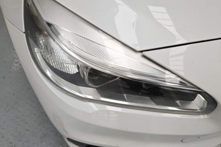 Used BMW 2 Series Active Tourer 2016 218i Leading Model Right Front Headlight
