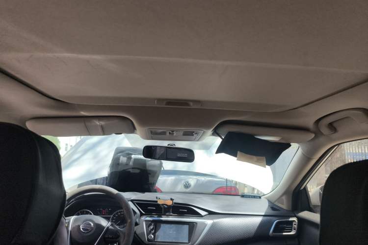 Used Nissan Lannia 2016 1.6L CVT Smart Cool Edition Headliner