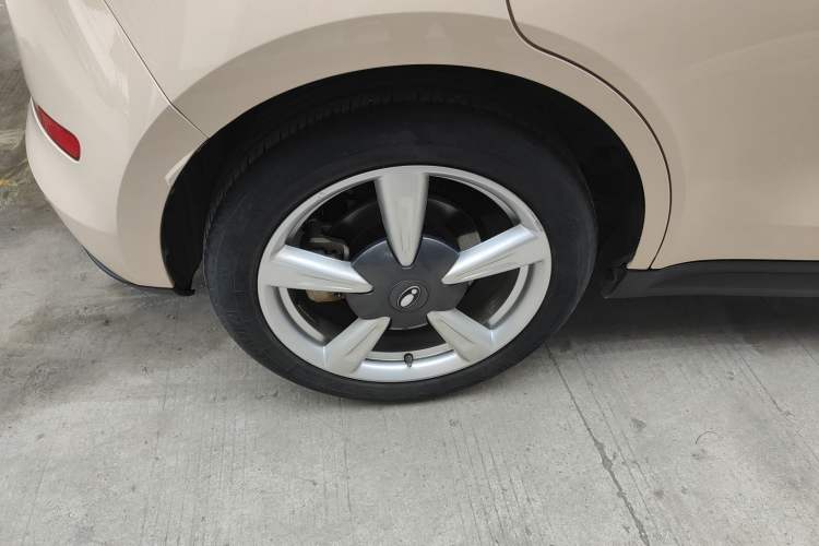 Used ORA Good Cat 2021 400km Standard Range Venus Edition Lithium-Ion Battery Exterior 5