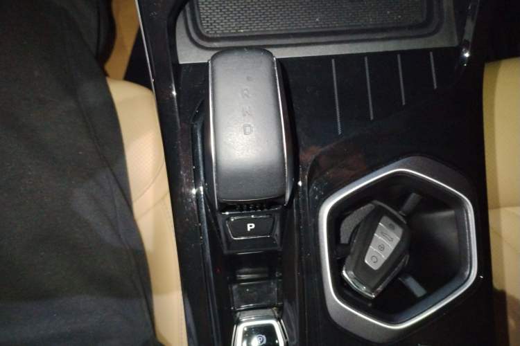 Used Geely Auto FX11 2023 1.5TD DCT Prestige Edition
